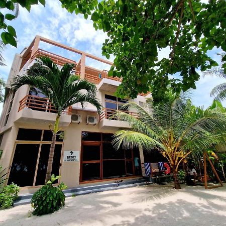 Finolhu Beach Guest House Фелидху Экстерьер фото